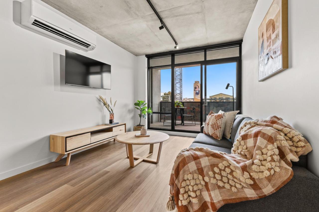 Rambla At Solarino House Aparthotel Melbourne Bagian luar foto